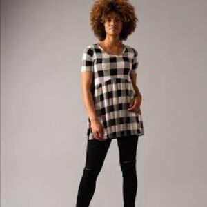 NWT Agnes & Dora Buffalo Black and White Plaid Muse Top size L